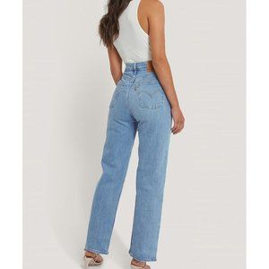 Levi's Ribcage Straight Ankle Jeans